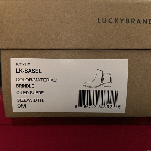 Lucky Brand Basel Bootie Suede - Picture 11 of 11
